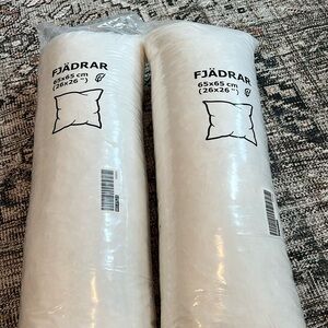 2 IKEA Fjadrar Pillows